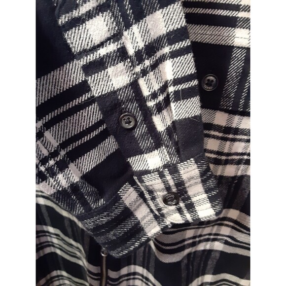 Chaps Zip Up Size Extra Small Black/ Cream Warm Flannel Shirt - Picture 9 of 12
